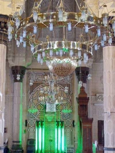 لنتعرف علي مسجد أبو العباس المرسي .... Large_1238020071